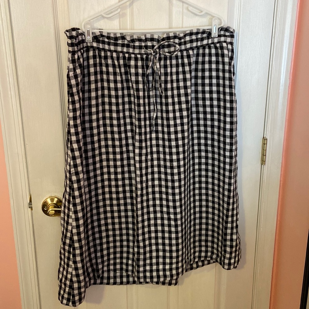 The Get Black and White Gingham Skirt